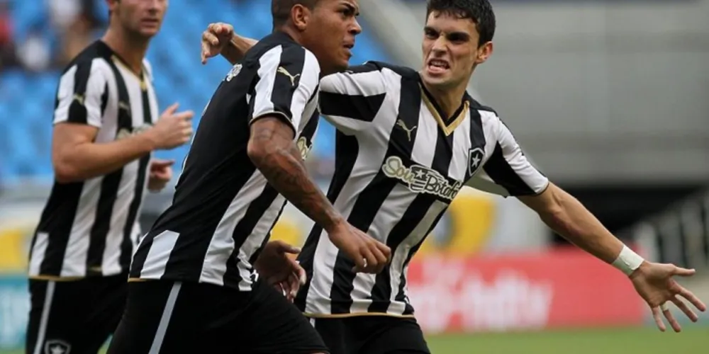 Imagem ilustrativa da imagem Botafogo goleia Bonsucesso na reabertura do Engenhão