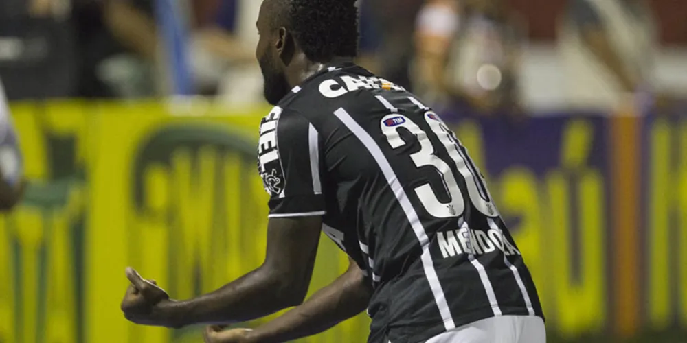 Imagem ilustrativa da imagem Corinthians vence Linense e volta à liderança do grupo 2