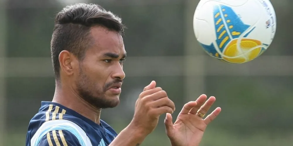 Imagem ilustrativa da imagem Palmeiras entra em campo em busca de reabilitação
