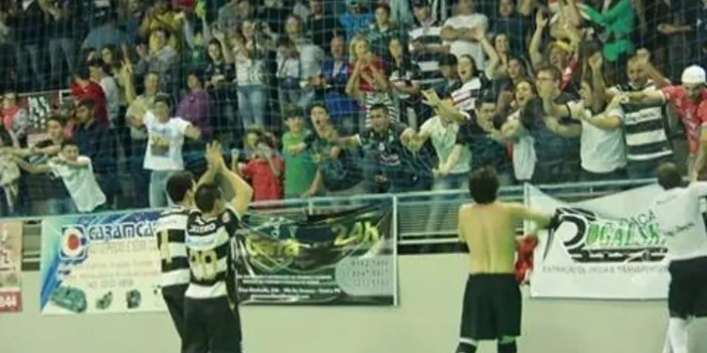 Imagem ilustrativa da imagem Caramuru Futsal lança programa sócio torcedor em Castro 