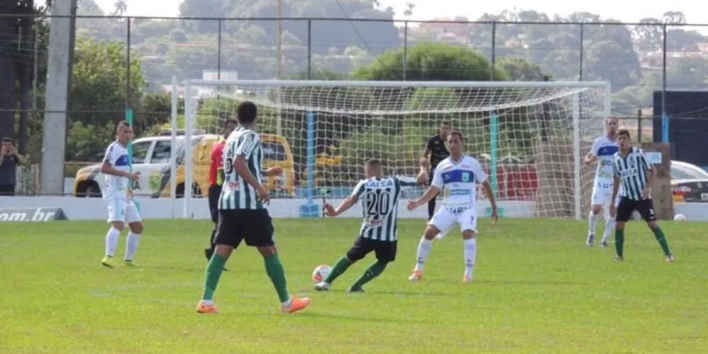 Imagem ilustrativa da imagem "Prude" empata com o Coritiba e deixa lanterna do Paranaense