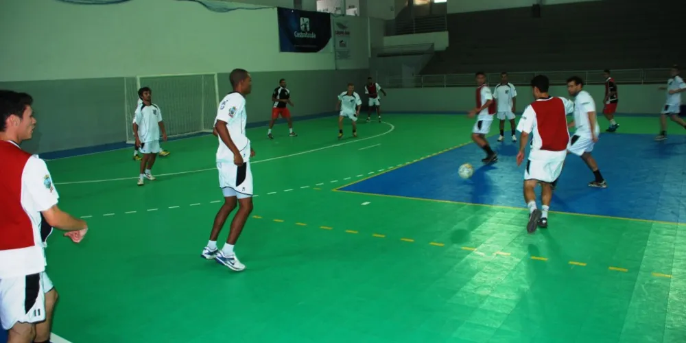 Imagem ilustrativa da imagem Caramuru Futsal volta a entrar em quadra