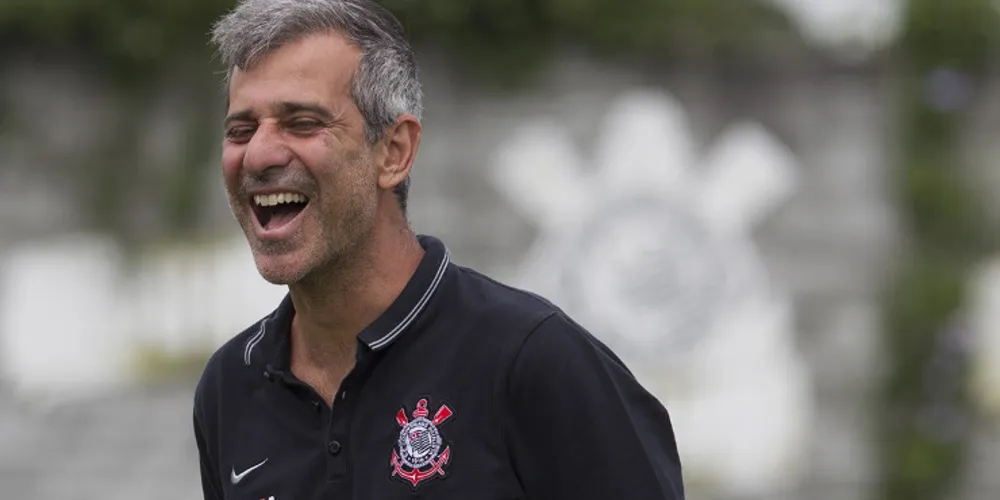 Imagem ilustrativa da imagem Preparador físico do Corinthians analisa ‘maratona’