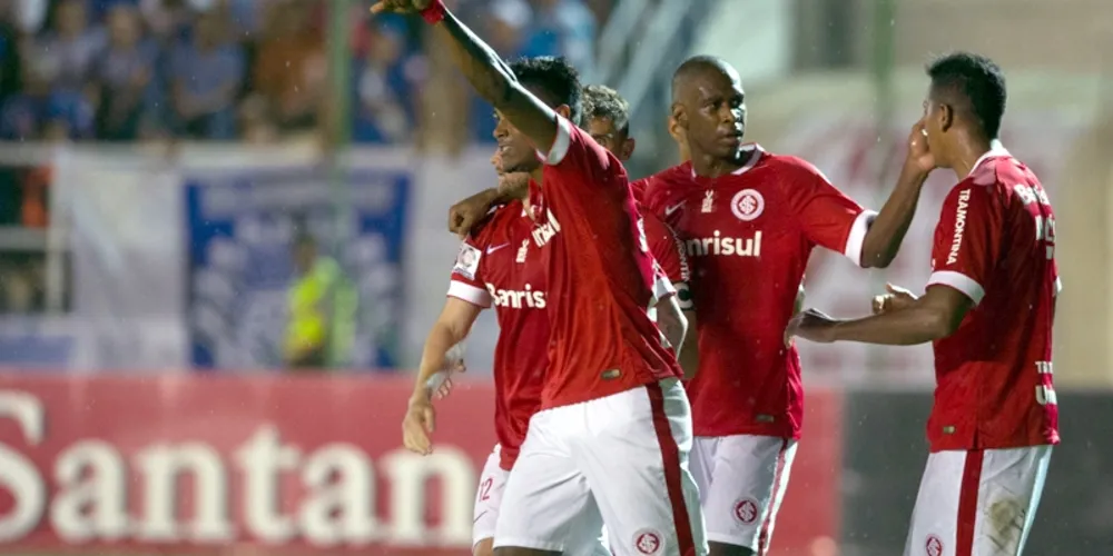 Imagem ilustrativa da imagem Inter segura empate contra Emelec no Equador
