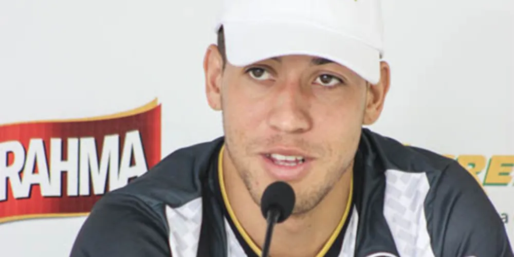 Imagem ilustrativa da imagem Operário regulariza Julinho e atleta está à disposição