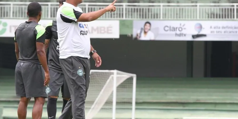 Imagem ilustrativa da imagem Marquinhos Santos pede calma após tropeço