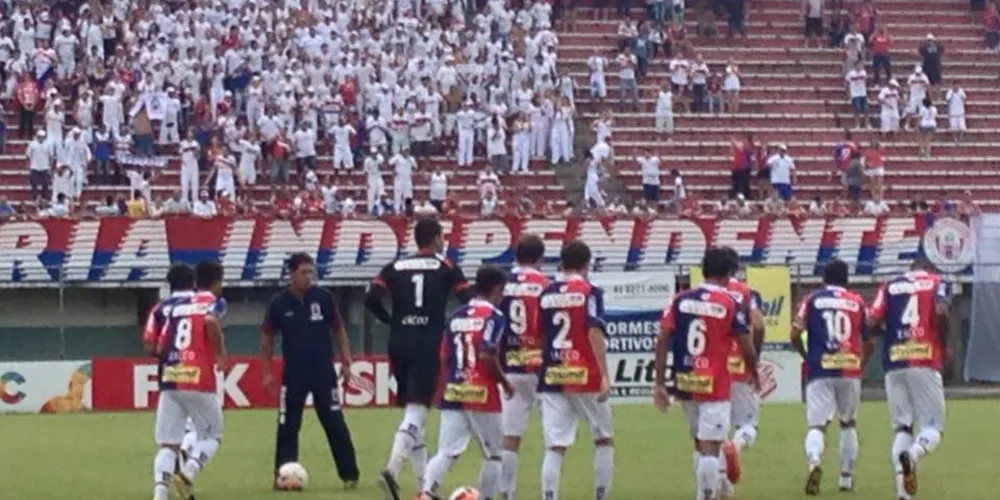 Imagem ilustrativa da imagem Paraná vence por 1 a 0 e complica Rio Branco