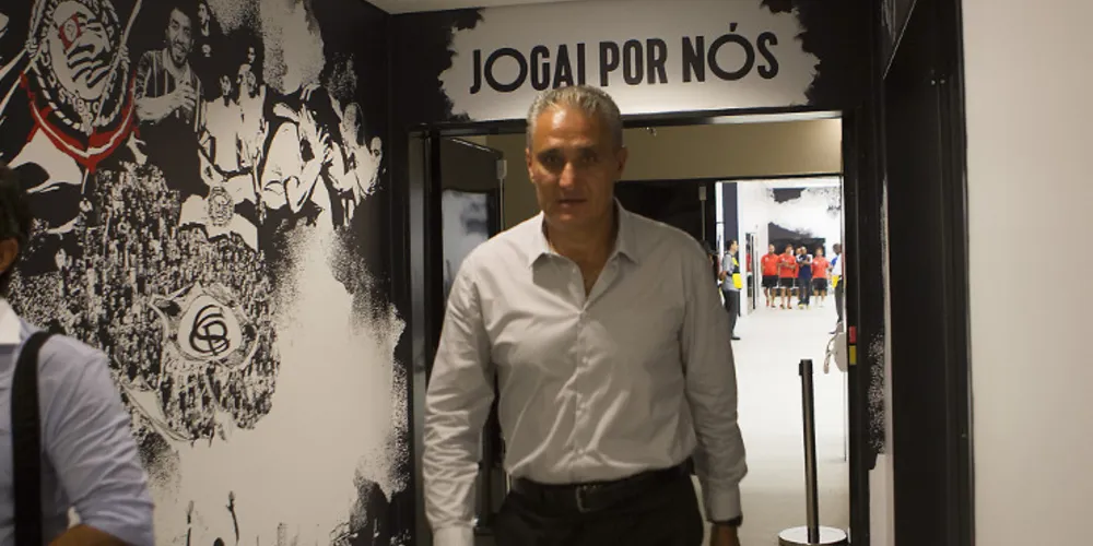 Imagem ilustrativa da imagem Tite elogia atuação de Malcom e equilíbrio da defesa