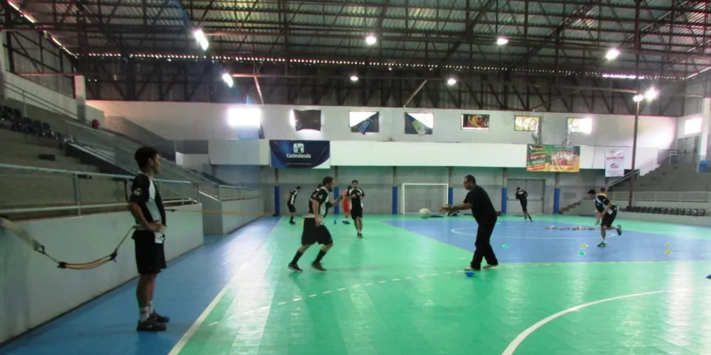 Imagem ilustrativa da imagem Caramuru Futsal enfrenta o ACF no sábado
