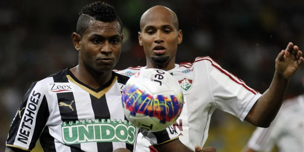 Imagem ilustrativa da imagem Fluminense e Botafogo duelam na semifinal do Carioca