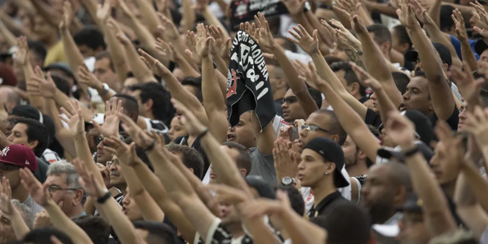 Imagem ilustrativa da imagem Tite exalta ambiente da Arena Corinthians: “É um caldeirão”