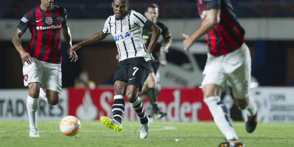 Imagem ilustrativa da imagem Corinthians enfrenta San Lorenzo pela Libertadores