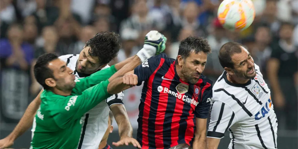 Imagem ilustrativa da imagem Corinthians empata com San Lorenzo e avança na Libertadores