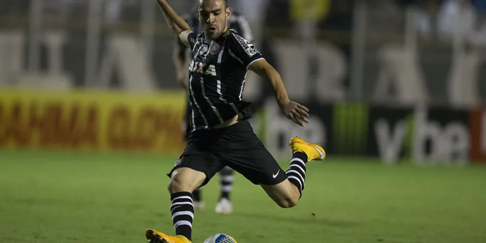 Imagem ilustrativa da imagem Corinthians empata e fecha primeira fase invicto