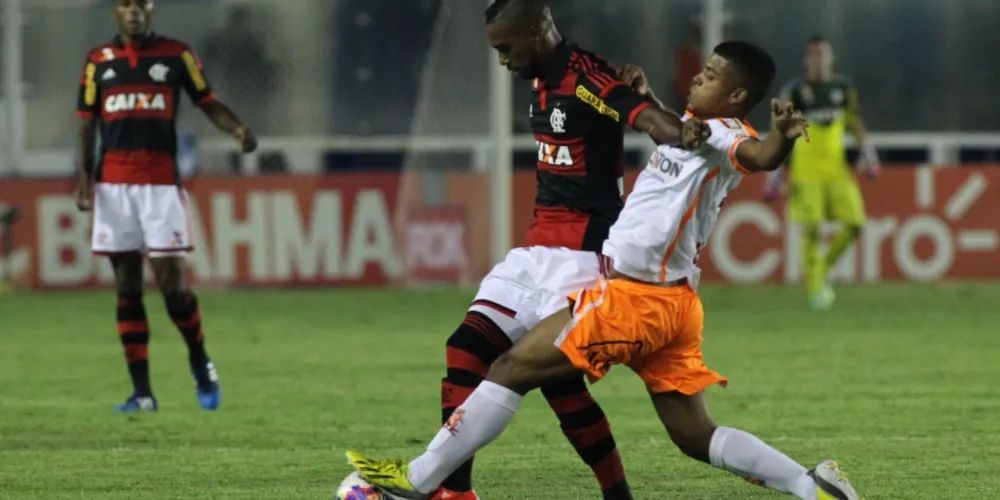 Imagem ilustrativa da imagem Flamengo empata com o Nova Iguaçu e enfrenta o Vasco na semi