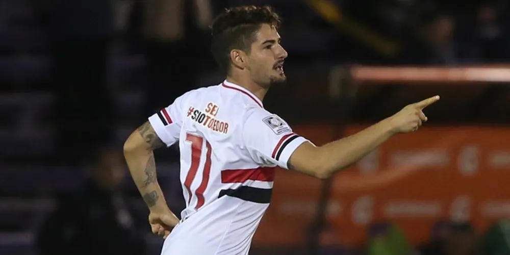 Imagem ilustrativa da imagem Pato demonstra confiança para clássico contra o Santos