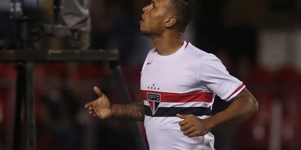 Imagem ilustrativa da imagem Milton Cruz vê Luis Fabiano como referência no ataque