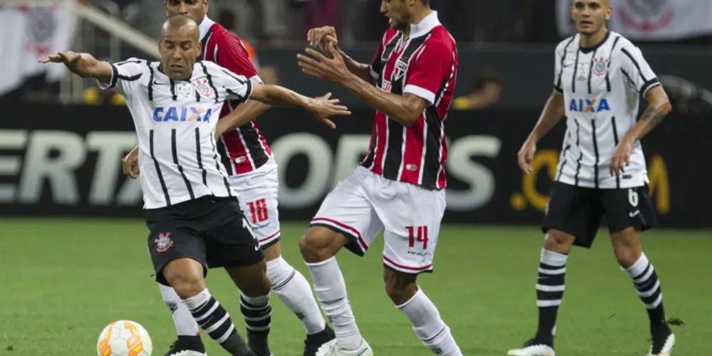 Imagem ilustrativa da imagem São Paulo recebe o Corinthians para definir futuro na Libertadores