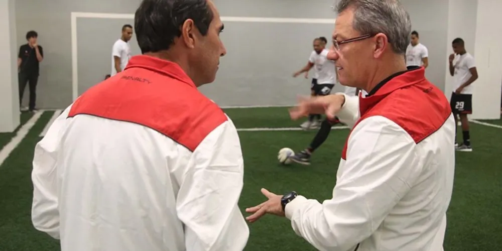 Imagem ilustrativa da imagem 'Revigorado', São Paulo inicia intertemporada 2015