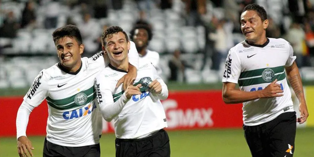 Imagem ilustrativa da imagem Ex-Operário, Ruy ajuda o Coxa a avançar na Copa do Brasil