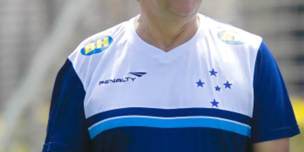 Imagem ilustrativa da imagem Marcelo Oliveira sinaliza mudanças para estreia no Brasileirão
