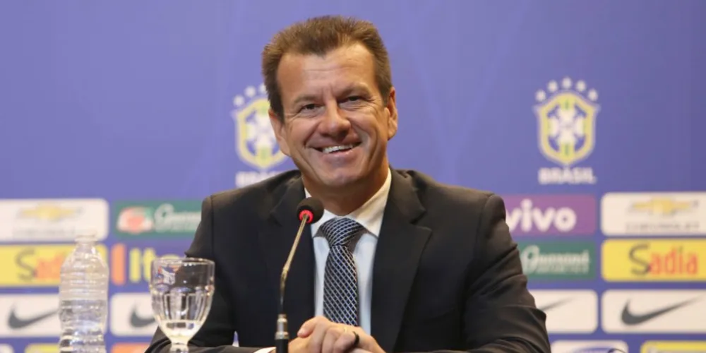 Imagem ilustrativa da imagem Dunga convoca seleção brasileira para a Copa América