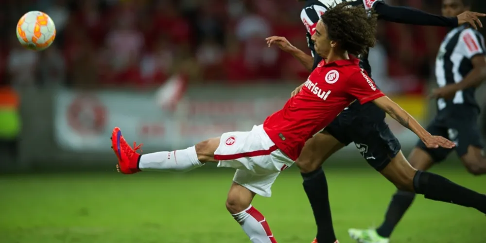 Imagem ilustrativa da imagem Inter vence Atlético por 3 a 1 e avança na Libertadores