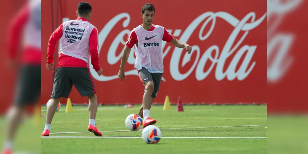 Imagem ilustrativa da imagem Reforçado de Nilmar, Inter treina para duelo com Santa Fé