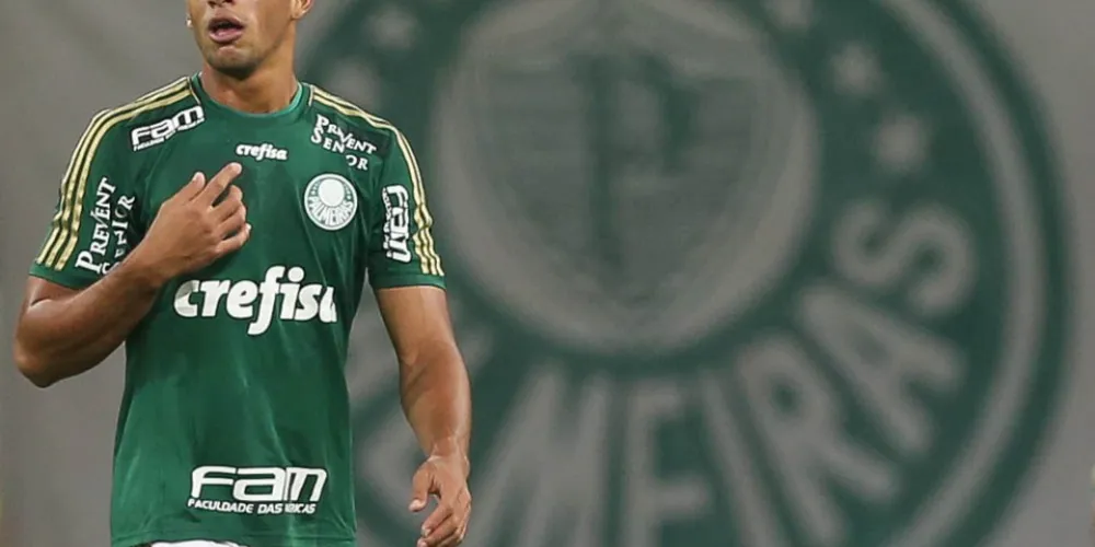 Imagem ilustrativa da imagem Em jogo aberto, Palmeiras e Inter ficam no empate