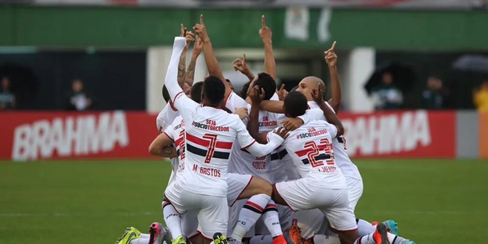 Imagem ilustrativa da imagem São Paulo assume a liderança com disposição para seguir na ponta