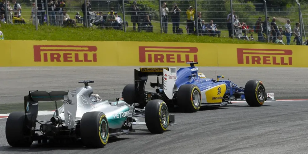 Imagem ilustrativa da imagem Hamilton larga na pole na Áustria; Massa é o 4º