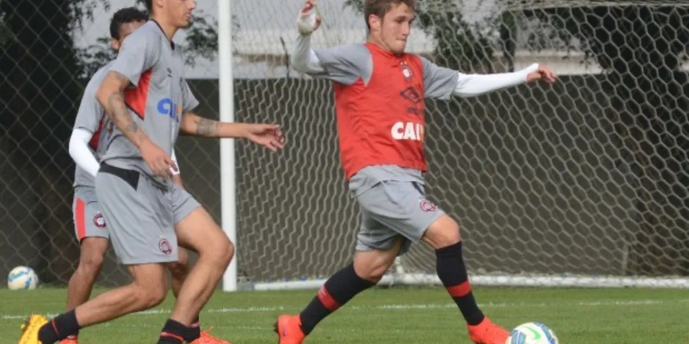 Imagem ilustrativa da imagem Após vitória, Atlético se reapresenta de olho no Vasco