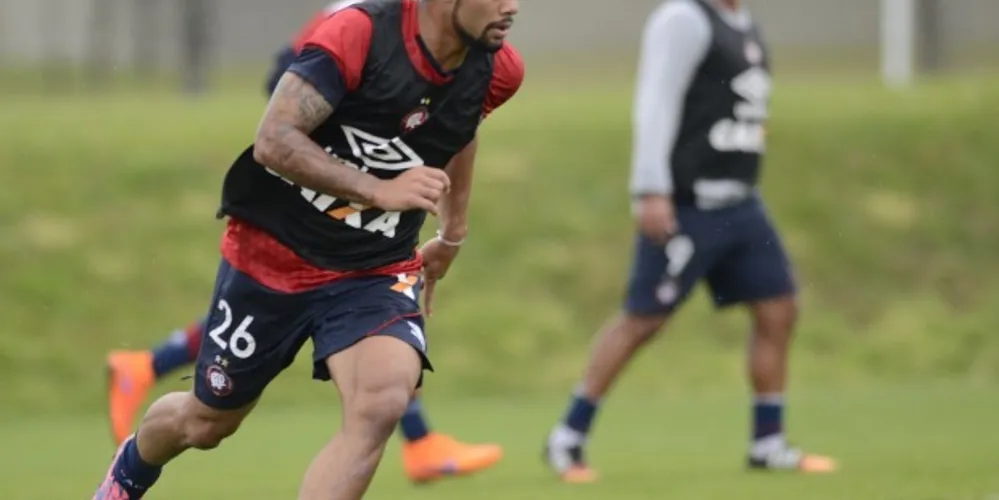 Imagem ilustrativa da imagem Atlético-PR faz clássico para seguir no topo