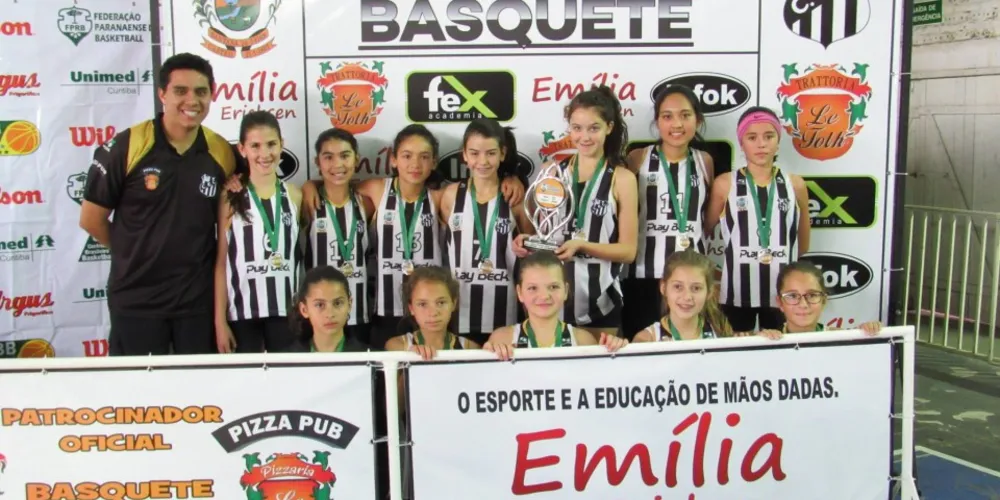 Imagem ilustrativa da imagem Castro se destaca na Taça Paraná de basquete