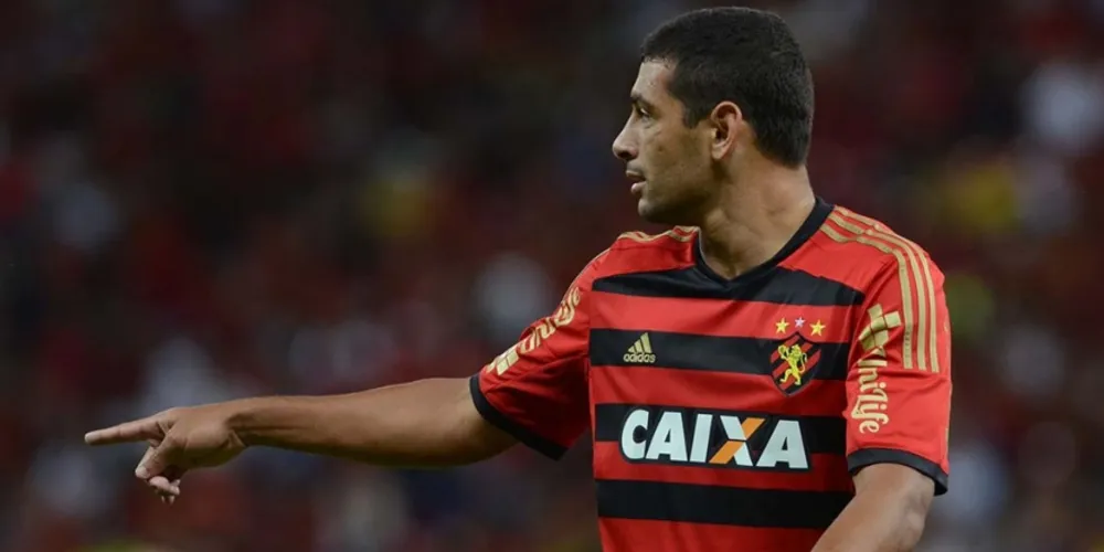Imagem ilustrativa da imagem Sport leva empate no fim e pode perder liderança do Brasileirão
