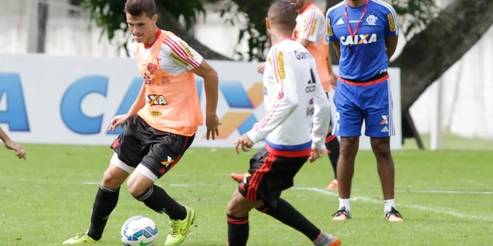 Imagem ilustrativa da imagem Flamengo retoma treinos de olho no clássico de domingo
