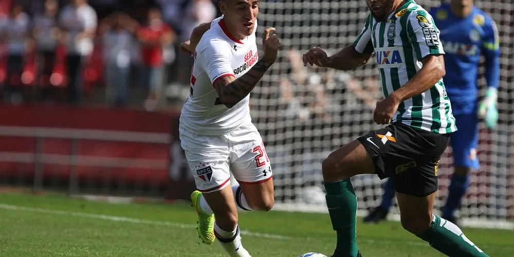 Imagem ilustrativa da imagem Com recorde de público do Brasileiro, Tricolor vence o Coritiba