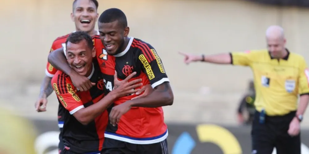 Imagem ilustrativa da imagem Flamengo faz do Goiás sua nova vítima fora de casa