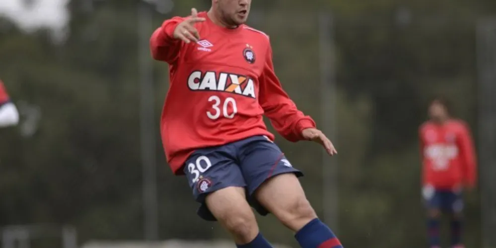 Imagem ilustrativa da imagem Atlético-PR volta a Curitiba e segue com treinamentos