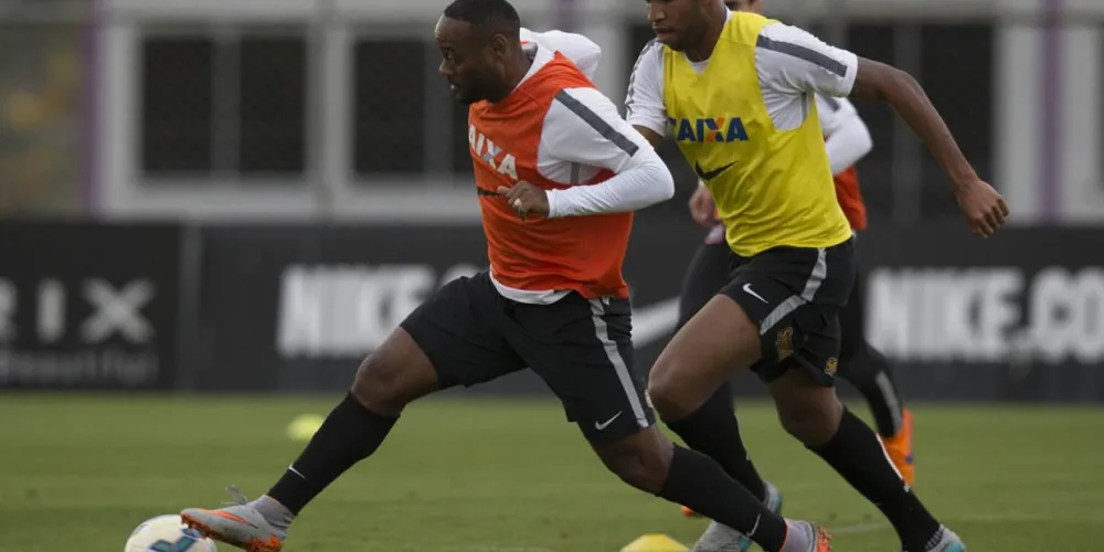Imagem ilustrativa da imagem Corinthians se reapresenta após empate em Goiânia