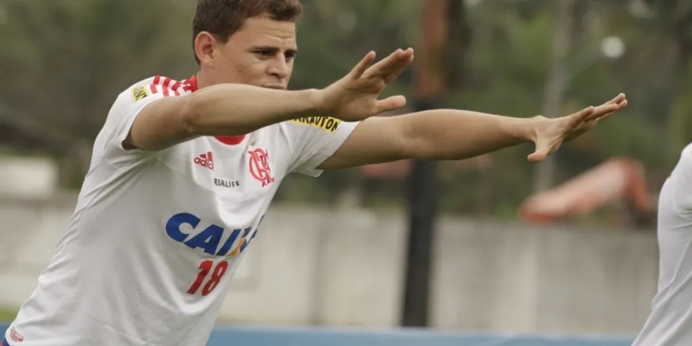 Imagem ilustrativa da imagem Flamengo faz último treino antes de jogo contra o Figueirense