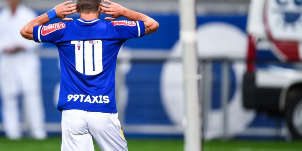 Imagem ilustrativa da imagem Cruzeiro faz bela partida e vence o Palmeiras por 2 x 1 no Mineirão
