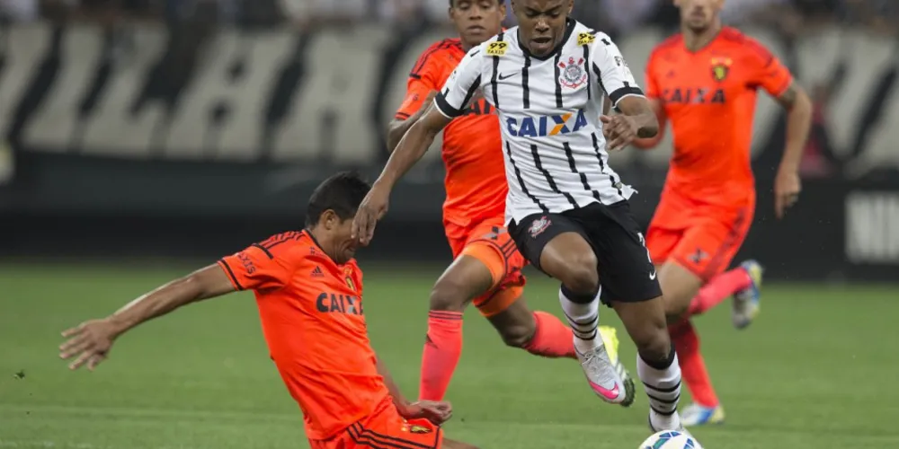Imagem ilustrativa da imagem Elias garante que Corinthians manterá estilo contra o Santos
