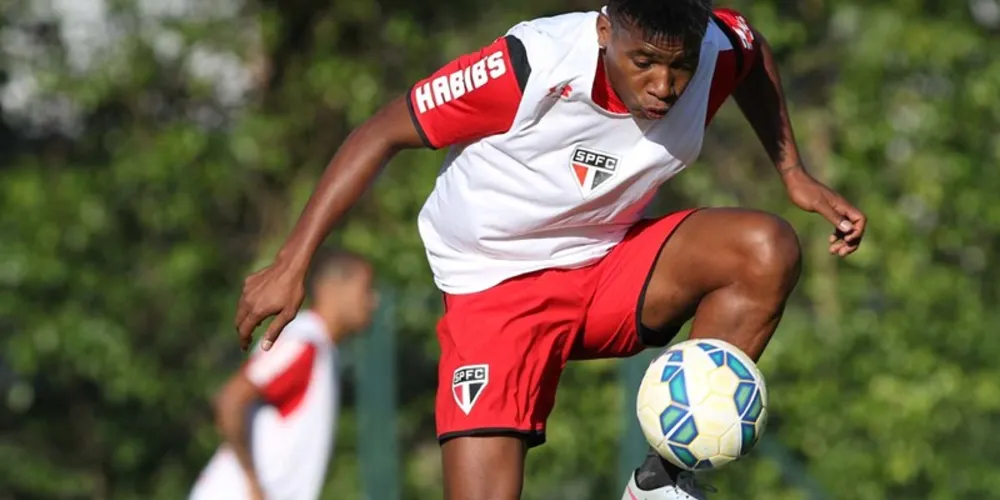 Imagem ilustrativa da imagem Wilder pode estrear pelo São Paulo nesta quinta