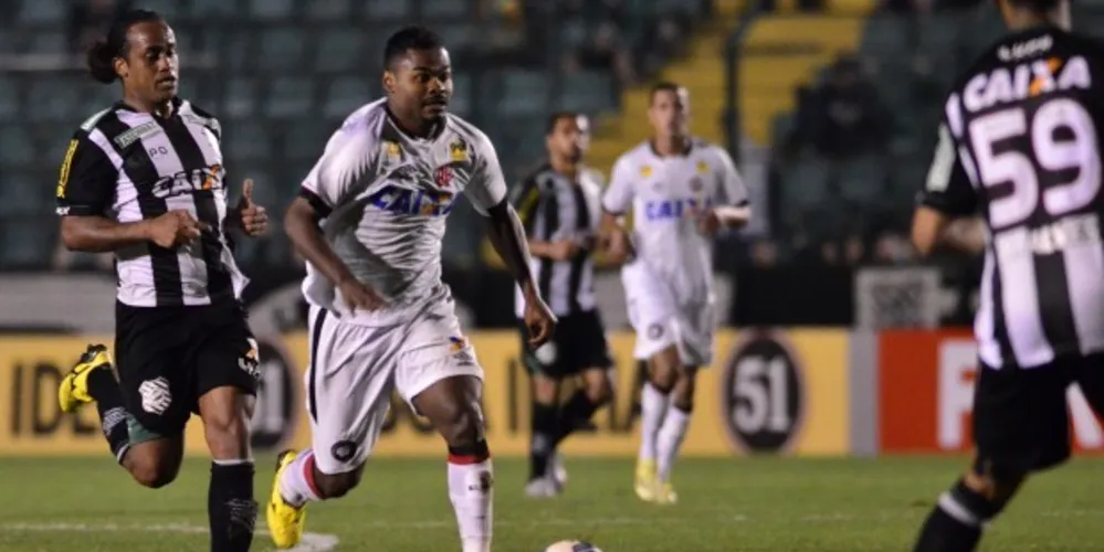 Imagem ilustrativa da imagem Atlético-PR e Figueirense empatam em Florianópolis
