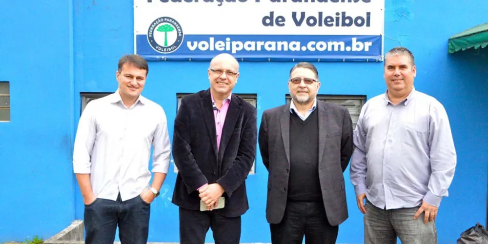 Imagem ilustrativa da imagem Vôlei de Castro quer participar da Superliga B em 2016