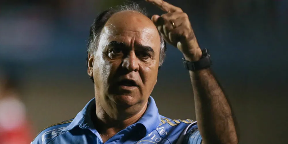 Imagem ilustrativa da imagem Marcelo Oliveira projeta recuperação em clássico