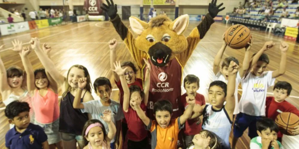 Imagem ilustrativa da imagem NBPG estimula a paixão das crianças pelo basquete 