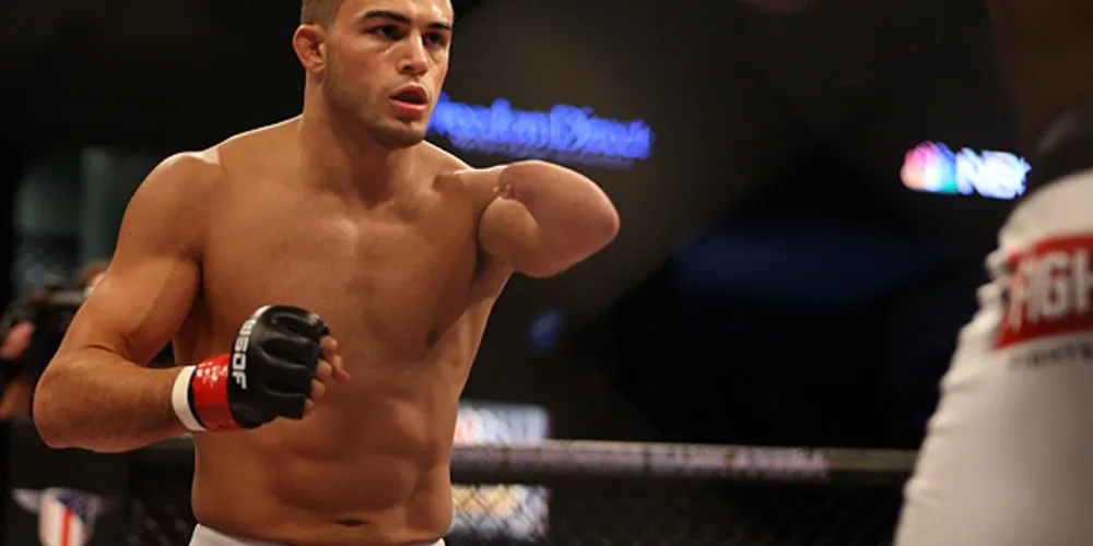 Imagem ilustrativa da imagem Nick Newell anuncia aposentadoria do MMA