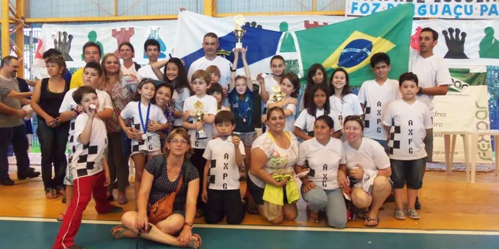 Imagem ilustrativa da imagem Equipe de PG vence Copa Mercosul de Xadrez
